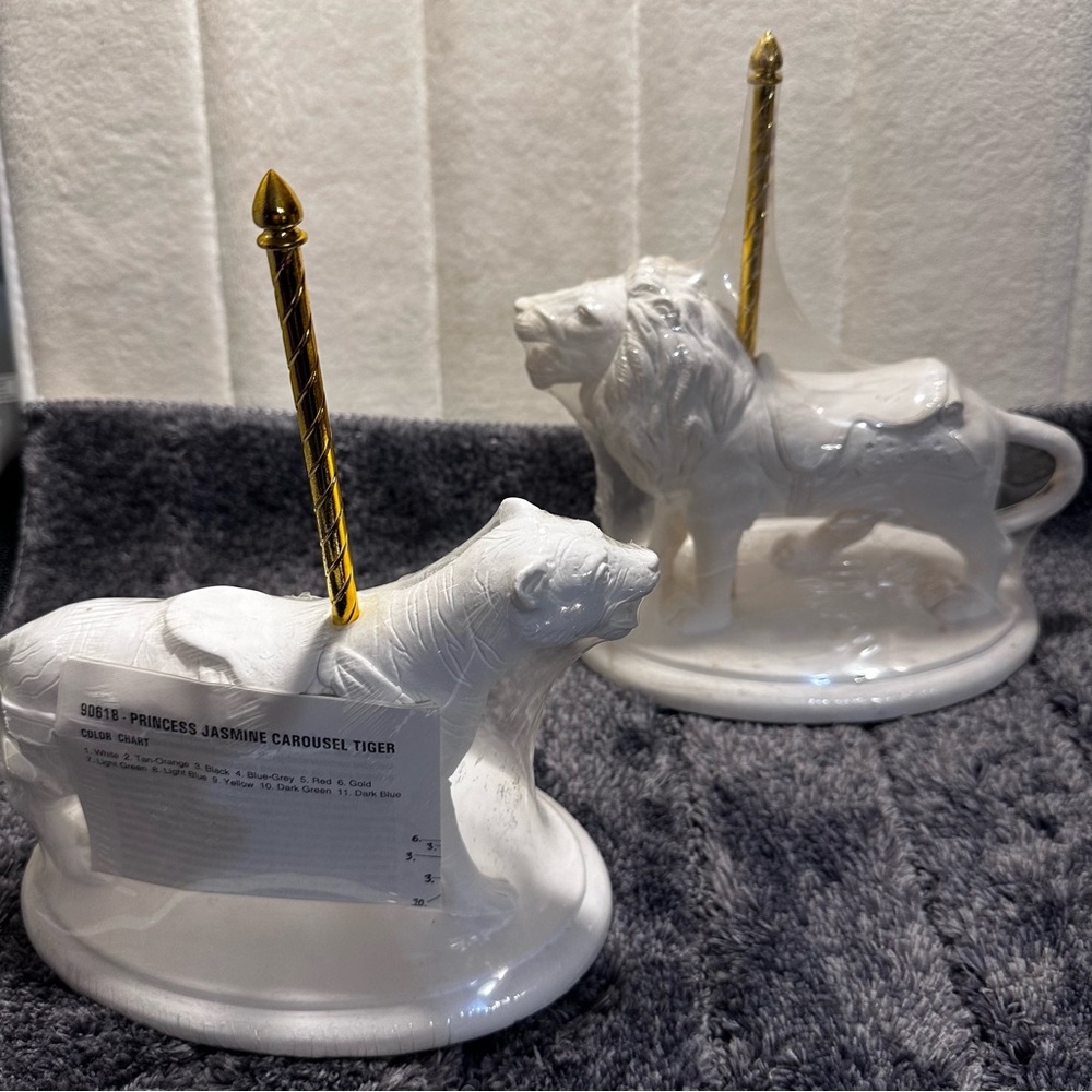 SALE!! DIY Creative crafts ready to paint plaster carousel tiger vintage